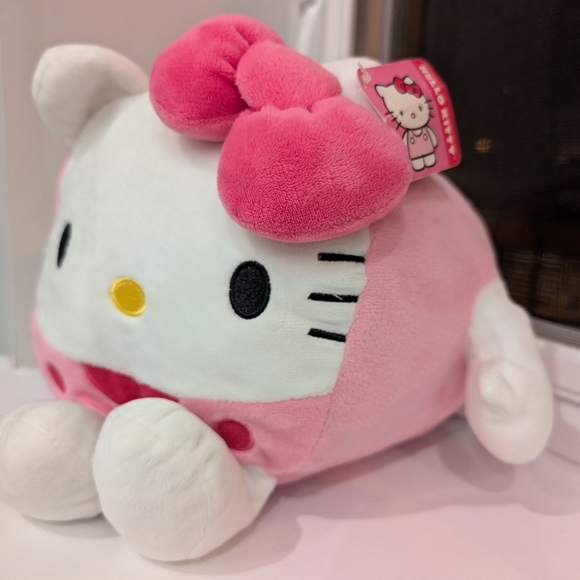 Sanrio Hello Kitty Cube Square Plush 8" NWT - Picture 2 of 7